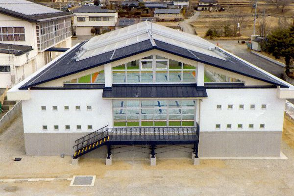 北杜市立高根東小学校プール